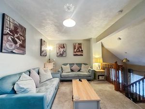 Lounge- click for photo gallery